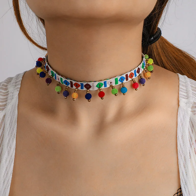 Bohemian Colorful Candy Colored Necklace For Women Colorful Beaded Ethnic Embroidery Beam Neck Necklace Bone Jewelry New Gift
Bohemian Colorful Candy Colored Necklace For Women Colorful Beaded Ethnic Embroidery Beam Neck Necklace Bone Jewelry New Gift