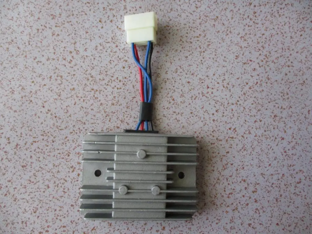 kipor KGE12E3 KGE12E KGE13E3 KGE12E KG670-15300# CHARGER REGULATOR GENERATOR PARTS
kipor KGE12E3 KGE12E KGE13E3 KGE12E KG670-15300# CHARGER REGULATOR GENERATOR PARTS