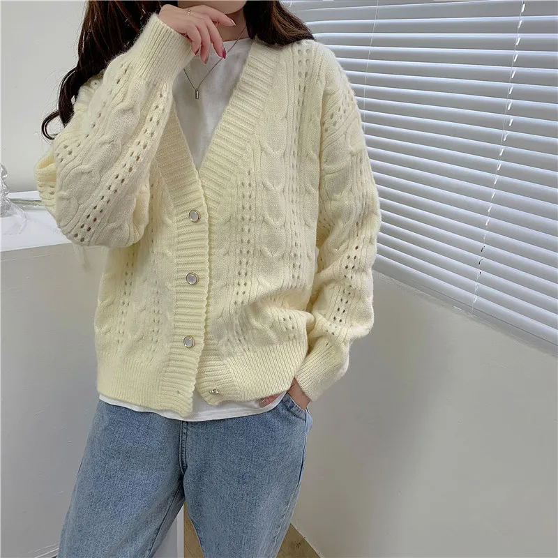 2022 Autumn And Winter New Short Cut Openwork Ladies Cardigan Sweater V-neck Solid Color Short Coat Knitted Women's Clothing
2022 Autumn And Winter New Short Cut Openwork Ladies Cardigan Sweater V-neck Solid Color Short Coat Knitted Women's Clothing