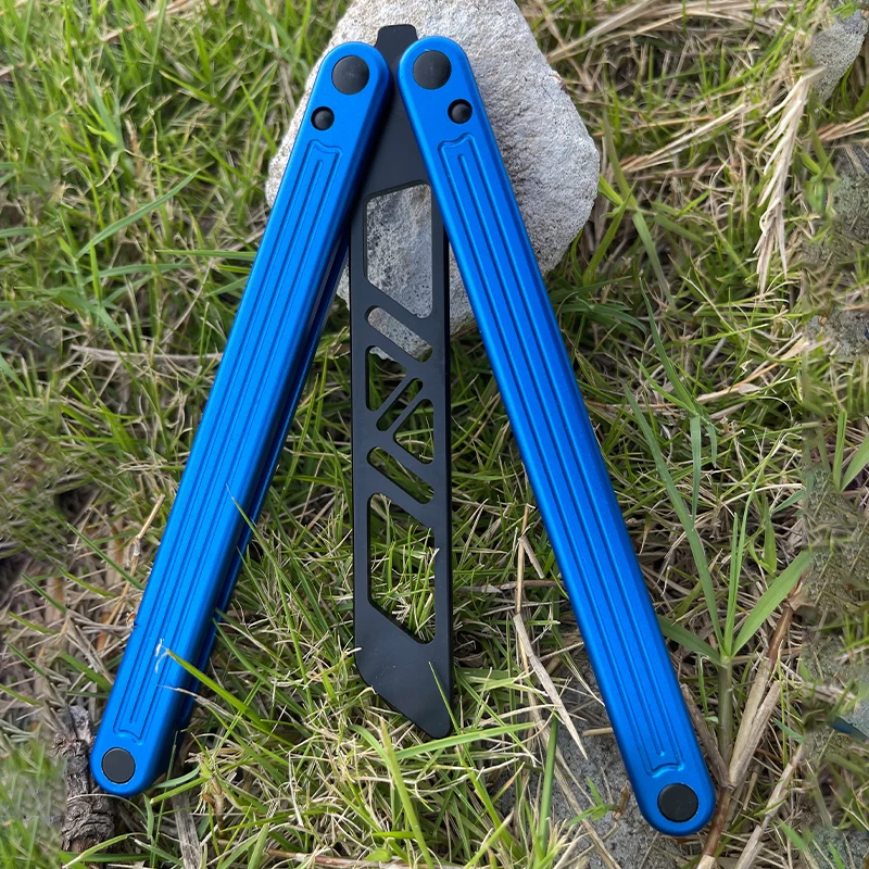 Blue Arctic Circle High-End One-Piece Aluminum Handle Butterfly Training Knife Bushing Structure CNC EDC Balisong Trainer
Blue Arctic Circle High-End One-Piece Aluminum Handle Butterfly Training Knife Bushing Structure CNC EDC Balisong Trainer