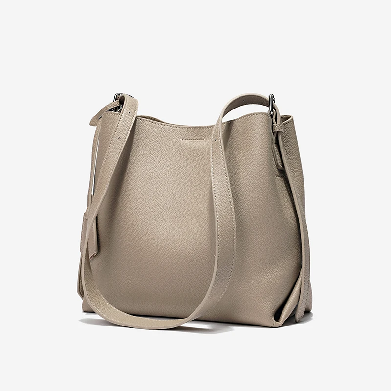 Genuine Leather Women Handbag High Quality Fashion Ladies Shoulder Bag Crossbody bag Casual tote bag
Genuine Leather Women Handbag High Quality Fashion Ladies Shoulder Bag Crossbody bag Casual tote bag