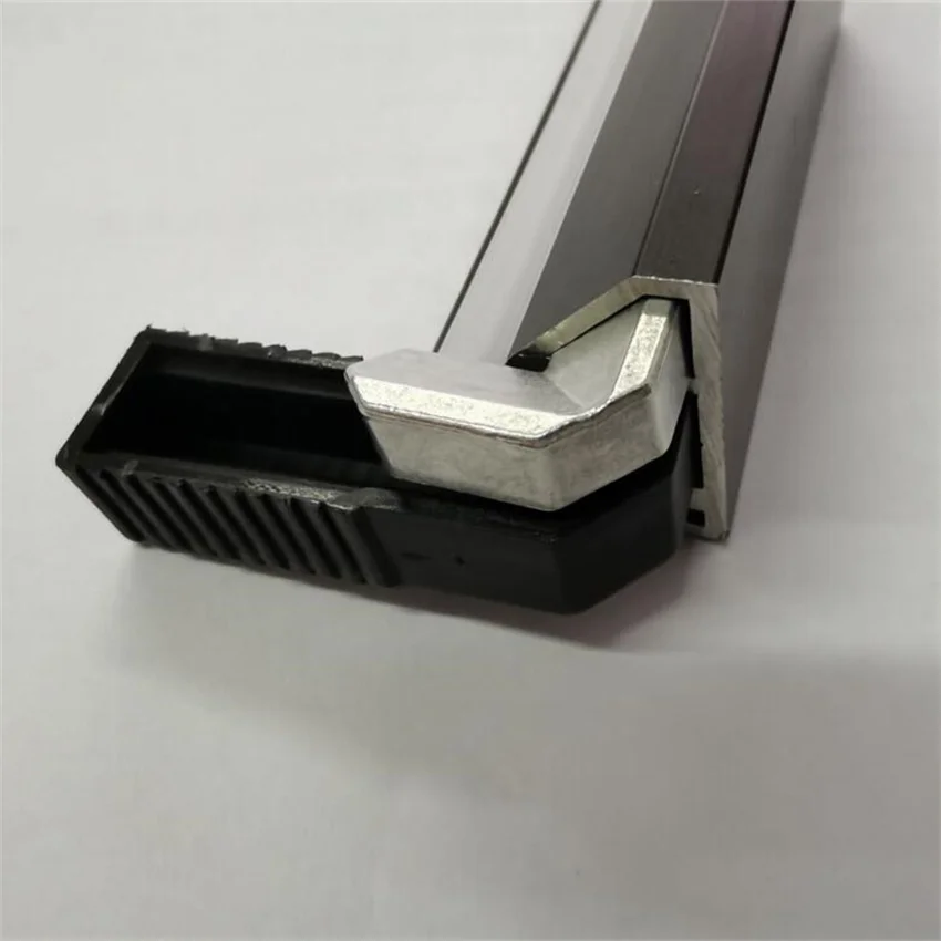 Free Shipping Black Color V Shape Led Aluminum Extrusion Channel with end caps and corner ends
Free Shipping Black Color V Shape Led Aluminum Extrusion Channel with end caps and corner ends
