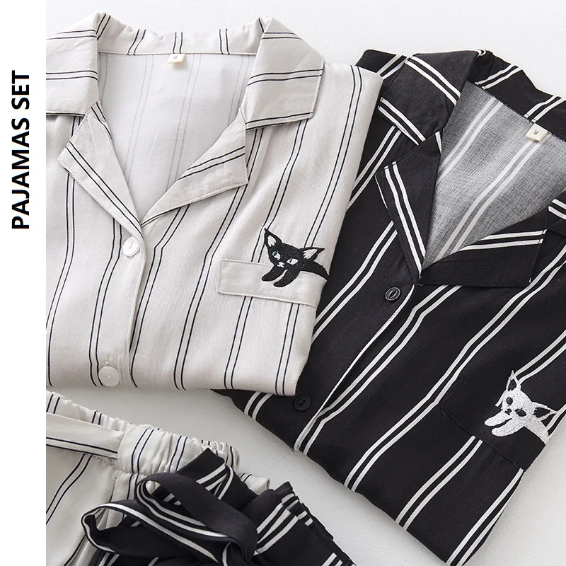 New Satin Striped Cat Embroidery Pocket Pajamas Set Short Sleeve Lace-up Trousers Korean Home Suit Summer Pijama Mujer Verano
New Satin Striped Cat Embroidery Pocket Pajamas Set Short Sleeve Lace-up Trousers Korean Home Suit Summer Pijama Mujer Verano