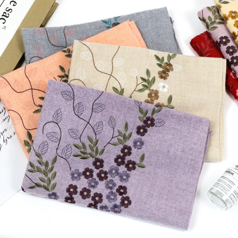 В этническом стиле; Женские вышитые толстые чистый цвет кашемировый шарф вышитые цветок сливы толстые теплые кисточкой шаль шарф
В этническом стиле; Женские вышитые толстые чистый цвет кашемировый шарф вышитые цветок сливы толстые теплые кисточкой шаль шарф