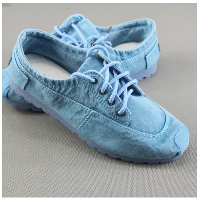 2021 Summer New Style Women's Singles Shoes Old Beijing Cloth Shoes Denim Canvas Shoes +Pure hand embroidered insole
2021 Summer New Style Women's Singles Shoes Old Beijing Cloth Shoes Denim Canvas Shoes +Pure hand embroidered insole