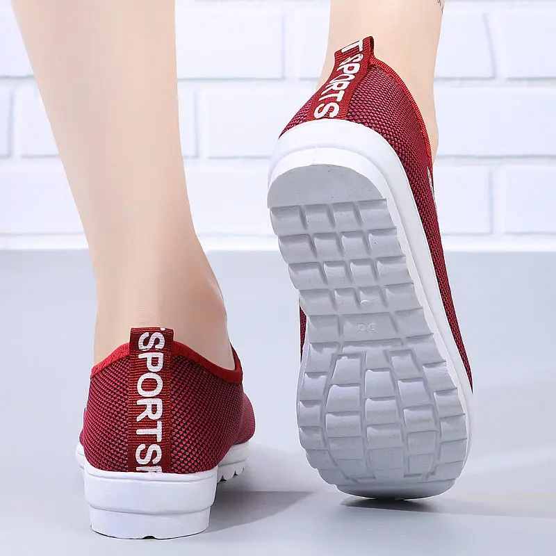 2021 new women's shoes cloth shoes in the elderly low help cloth shoes new fashion sneakers anti-slip soft-soled mother shoes
2021 new women's shoes cloth shoes in the elderly low help cloth shoes new fashion sneakers anti-slip soft-soled mother shoes