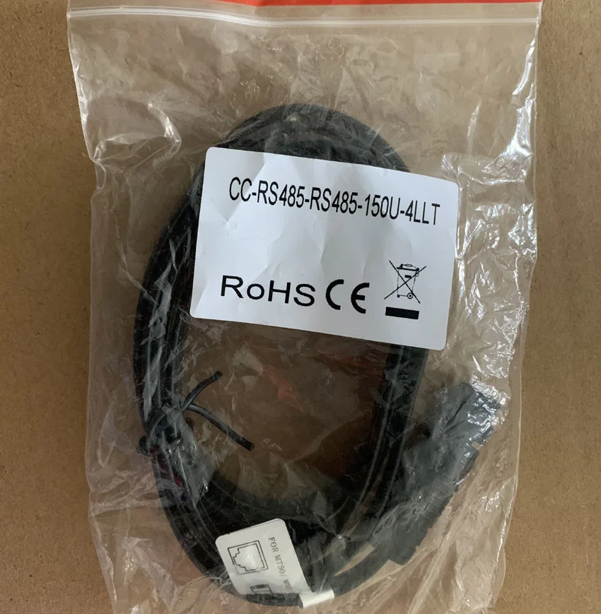 EPEVER Communication cable for TracerBP series controller with eBox-BLE /WIFI or MT50 meter
EPEVER Communication cable for TracerBP series controller with eBox-BLE /WIFI or MT50 meter