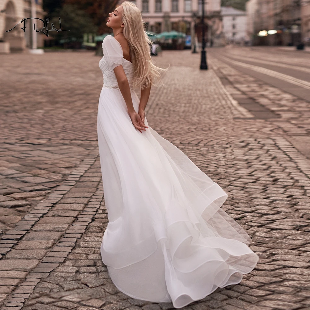 ADLN Beach Wedding Dresses 2021 Boho Bride Dress Sexy Off-shoulder Organza A-line Wedding Gown Custom Made Vestidos de novia
ADLN Beach Wedding Dresses 2021 Boho Bride Dress Sexy Off-shoulder Organza A-line Wedding Gown Custom Made Vestidos de novia