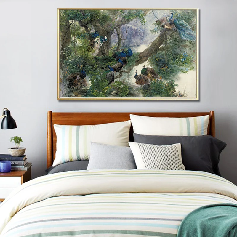 Картина на холсте с изображением зелёного леса и павлинов пейзаж настенное
