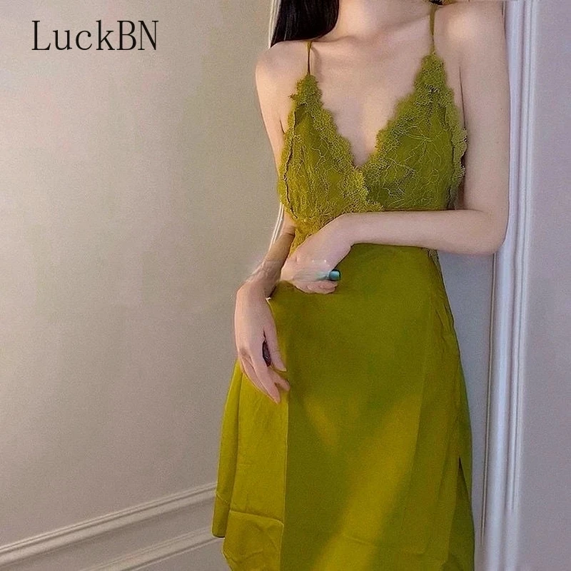 Spring Summer Silk Night Dress Women Stain Sexy Sleepwear Nightgown Lace Embroidery Vintage Nightie Nightwear Exotic Vestidos
Spring Summer Silk Night Dress Women Stain Sexy Sleepwear Nightgown Lace Embroidery Vintage Nightie Nightwear Exotic Vestidos