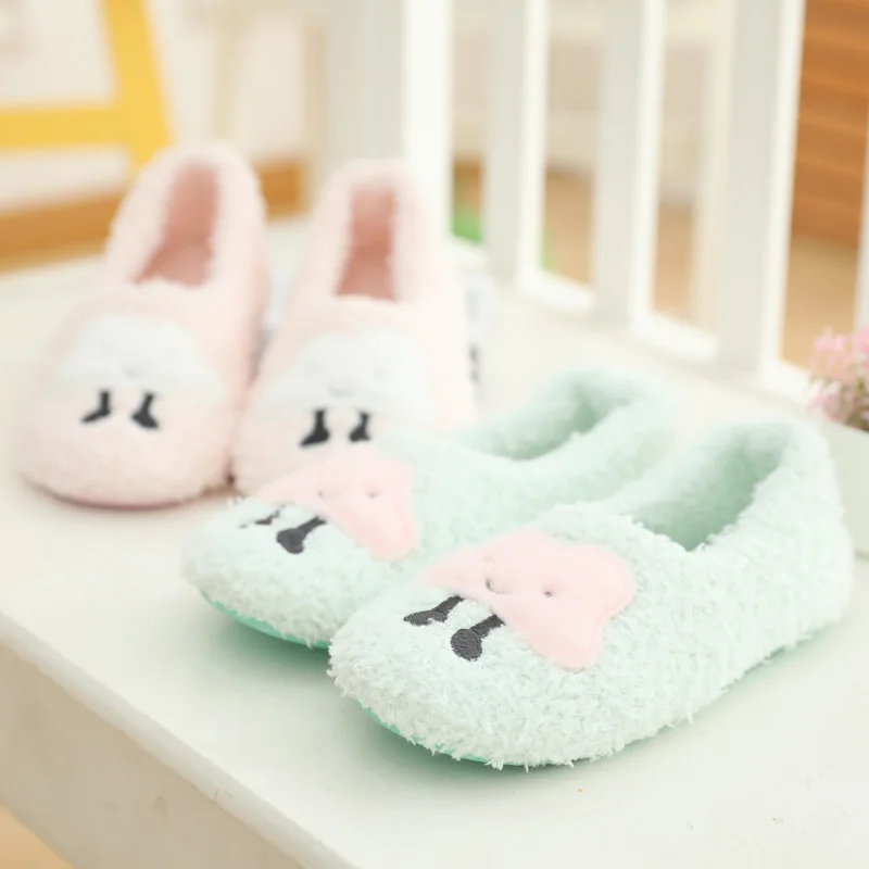 Мягкая теплая женская обувь, домашние тапочки, милая Бесшумная офисная обувь с мультяшным рисунком облаков, для женщин, детей, мужчин, на вес...
Мягкая теплая женская обувь, домашние тапочки, милая Бесшумная офисная обувь с мультяшным рисунком облаков, для женщин, детей, мужчин, на вес...