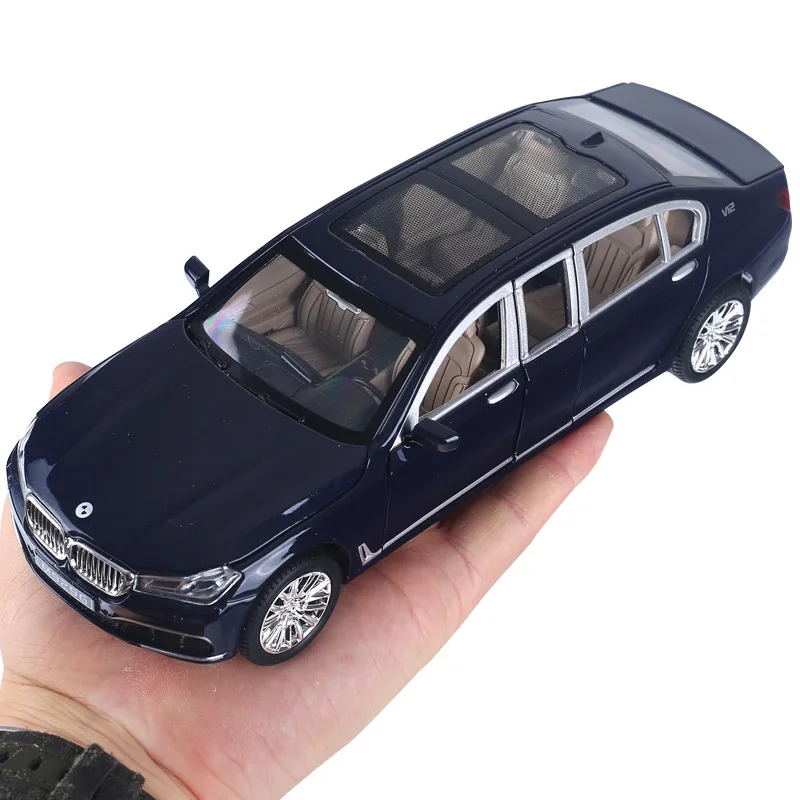1/24 Die Cast Simulation Luxury Car Model (M929G-6) W/Engine Sound 6 Openable Doors
1/24 Die Cast Simulation Luxury Car Model (M929G-6) W/Engine Sound 6 Openable Doors