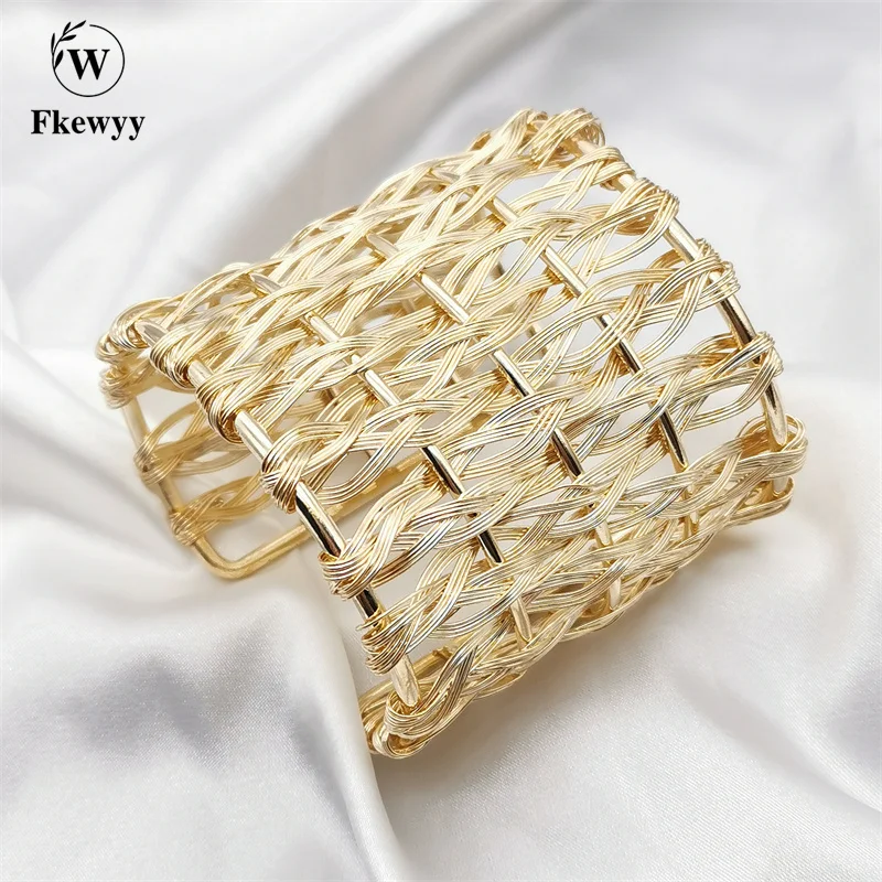 Fkewyy New Gothic Bracelets Luxury Jewelry Weave Designer Bracelet Women Charm Punk Accessories Handmade Gifts Bangles Party
Fkewyy New Gothic Bracelets Luxury Jewelry Weave Designer Bracelet Women Charm Punk Accessories Handmade Gifts Bangles Party