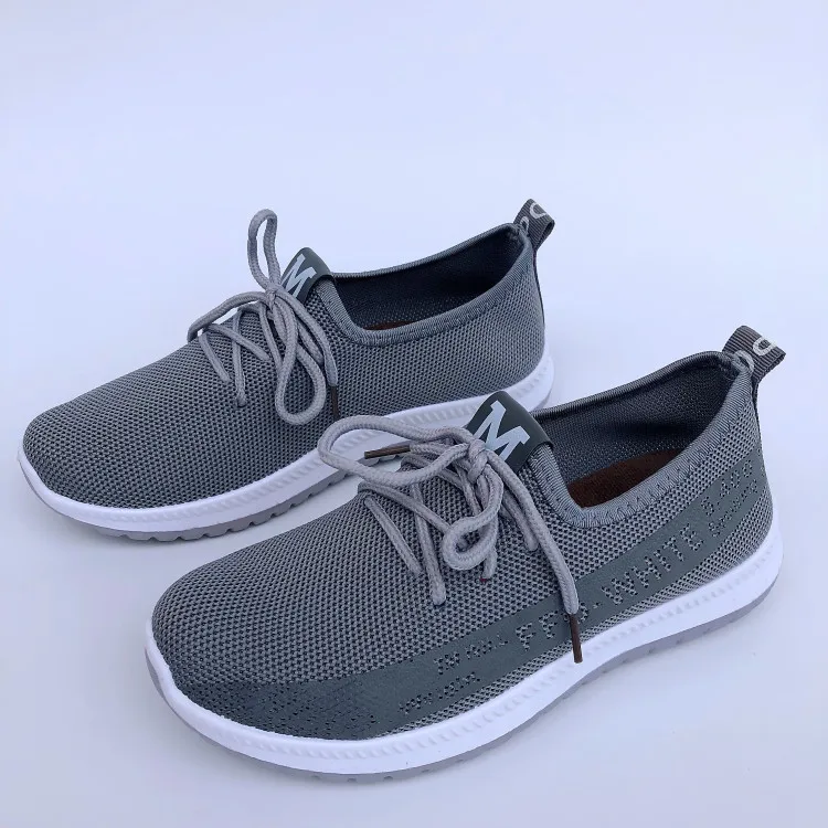 zapatos viejos de Pekín de la red de tela zapatos de las mujeres de los zapatos de piso ocio transpirable zapatos de los
zapatos viejos de Pekín de la red de tela zapatos de las mujeres de los zapatos de piso ocio transpirable zapatos de los