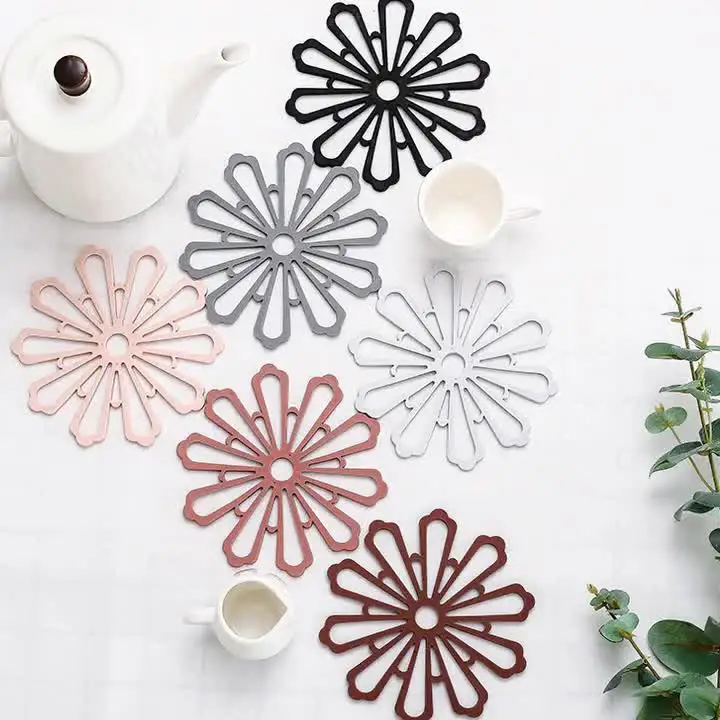 1PC Silicone Tableware Insulation Mat Coaster Cup Heat-insulated Bowl Placemat Home Decor Desktop table GUANYAO
1PC Silicone Tableware Insulation Mat Coaster Cup Heat-insulated Bowl Placemat Home Decor Desktop table GUANYAO