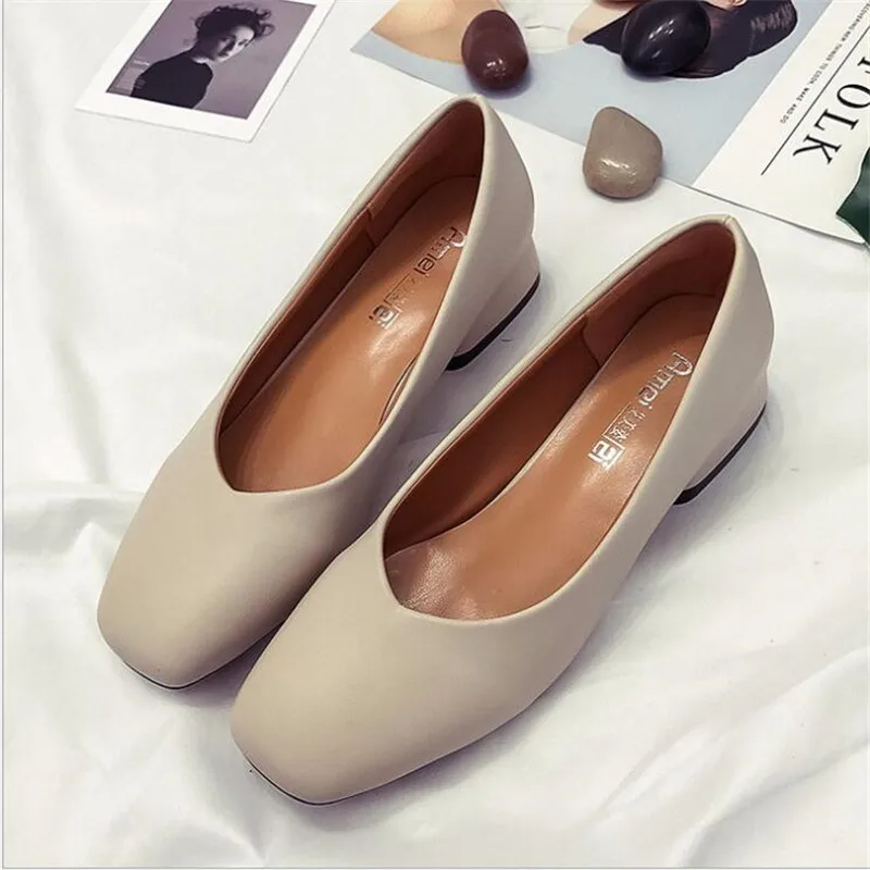2020 spring new trend round head high heel women's shallow mouth thick with wild women's shoes fashion simple single shoes women
2020 spring new trend round head high heel women's shallow mouth thick with wild women's shoes fashion simple single shoes women