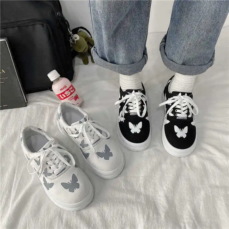 Women Sneakers Fashion Shoes Cute Butterfly Printing Platform Sport Shoes 2021 Women Casual Shoes Korean Style Student Shoes
Women Sneakers Fashion Shoes Cute Butterfly Printing Platform Sport Shoes 2021 Women Casual Shoes Korean Style Student Shoes