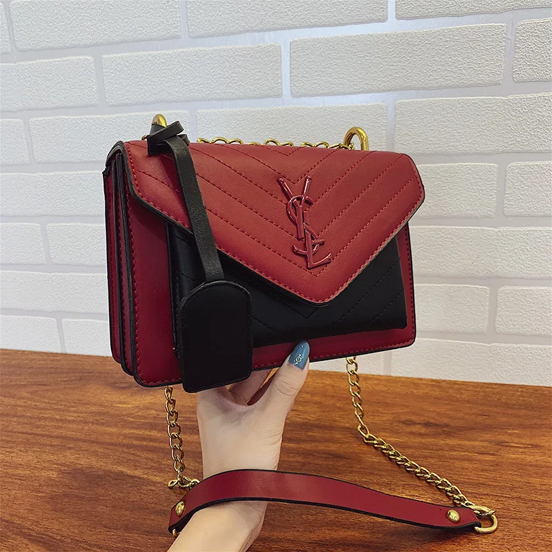 2021 new chain bag V pattern small fragrant metal chain bag single shoulder small square bag diagonal bag
2021 new chain bag V pattern small fragrant metal chain bag single shoulder small square bag diagonal bag