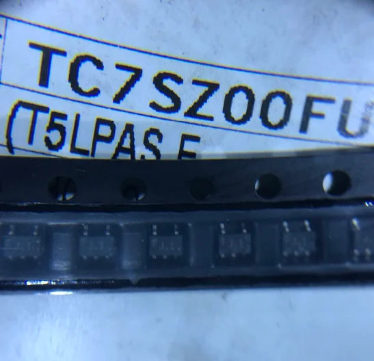10PCS TC7SZ00FU TC7SZ00 TC7SZ Brand new and original chip IC 
10PCS TC7SZ00FU TC7SZ00 TC7SZ Brand new and original chip IC