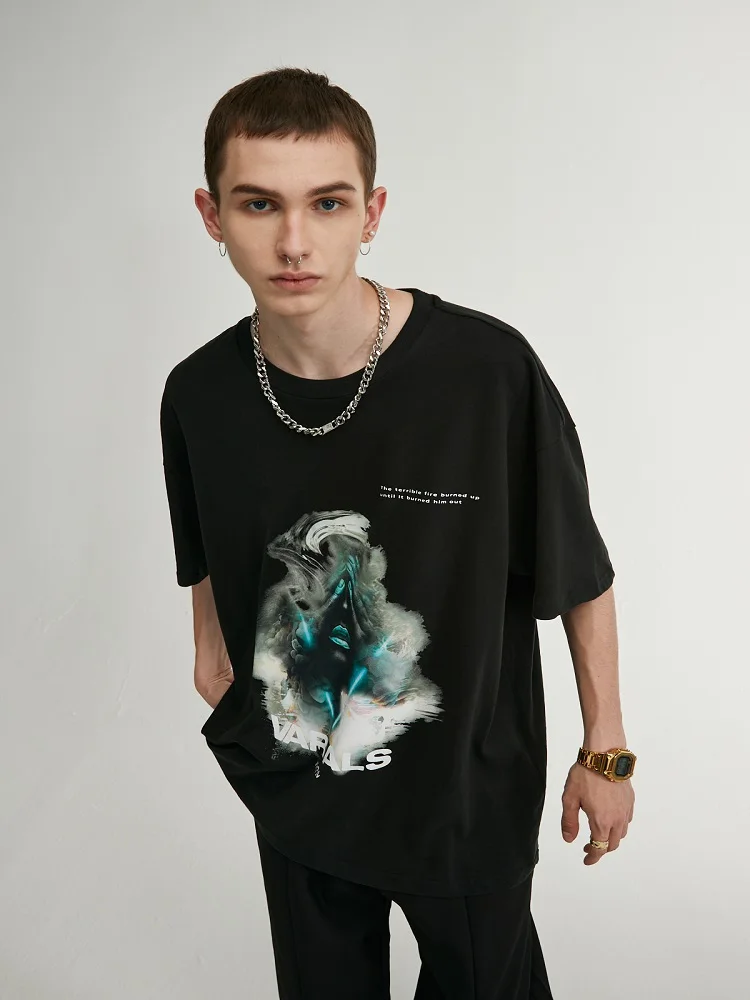2021 Summer New Loose High Street Retro Smoke Character Print Short Sleeve T-shirt Trend
2021 Summer New Loose High Street Retro Smoke Character Print Short Sleeve T-shirt Trend