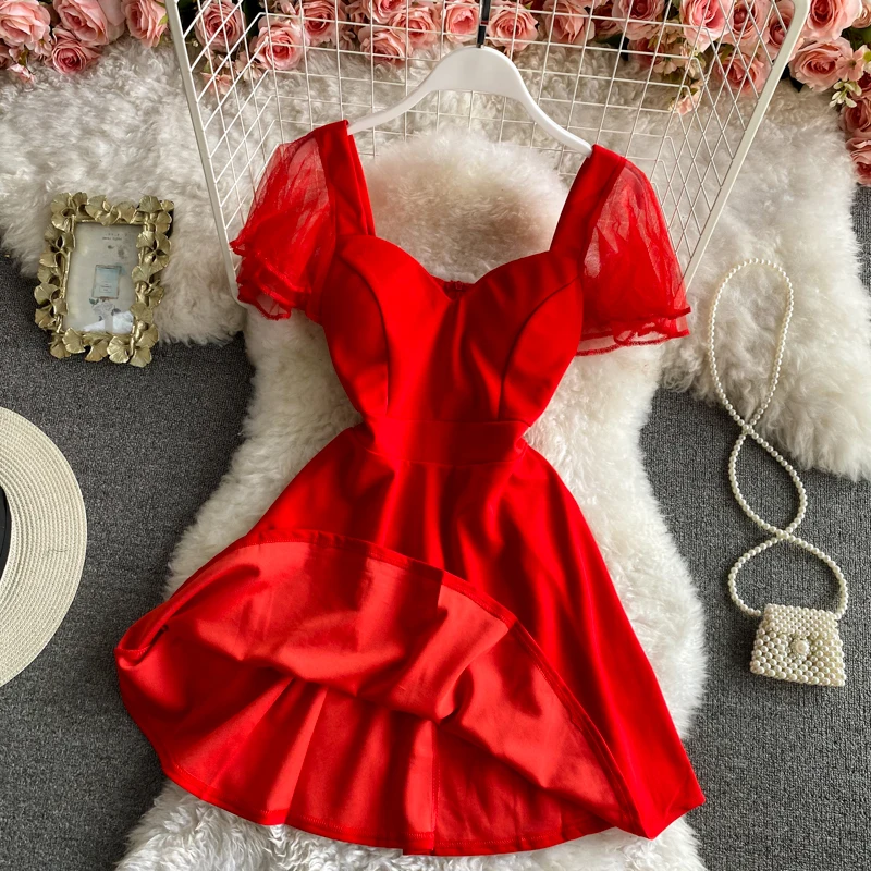 2021 Sexy Deep V-neck Slim Mini Dress Ladies Suspender Dresses Low Chest Backless Temperament Short Women Pleated Dress For Club
2021 Sexy Deep V-neck Slim Mini Dress Ladies Suspender Dresses Low Chest Backless Temperament Short Women Pleated Dress For Club