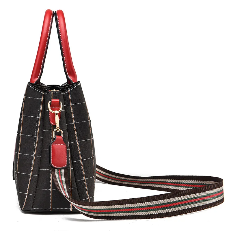 Autumn Winter All-match Casual Messenger Bag High Quality PU Leather Female Atmospheric Handbag Fashion Grid Shoulder Bag
Autumn Winter All-match Casual Messenger Bag High Quality PU Leather Female Atmospheric Handbag Fashion Grid Shoulder Bag