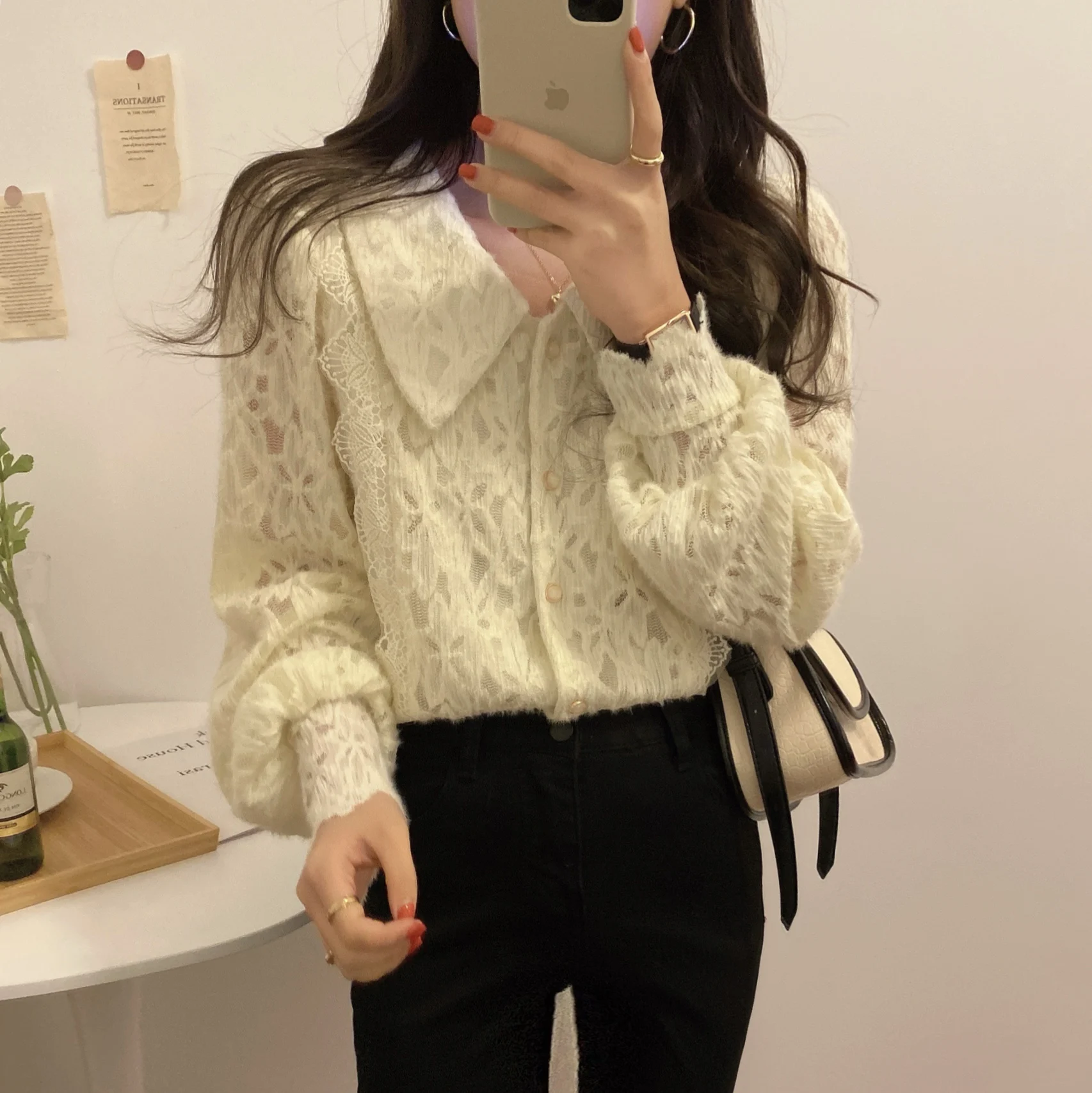Fall 2021 Korean Sweet Versatile Lace Blouse Womens Tops Blusones Mujer De Moda 2021 Otoño A040
Fall 2021 Korean Sweet Versatile Lace Blouse Womens Tops Blusones Mujer De Moda 2021 Otoño A040