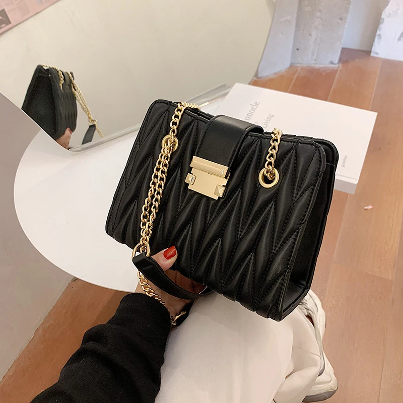 High-quality Rhombus Small Bag 2021 New Fashion Chain Small Square Bag Luxury One-Shoulder Messenger Bag Designer Handbag
High-quality Rhombus Small Bag 2021 New Fashion Chain Small Square Bag Luxury One-Shoulder Messenger Bag Designer Handbag