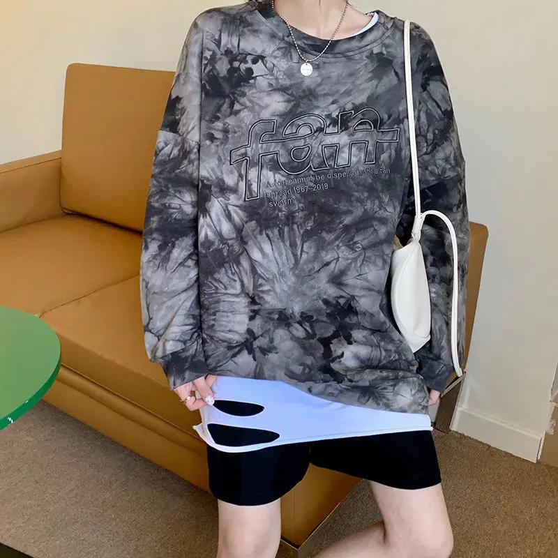 Tie Dyed Sweater Women's 2021 Spring and Autumn Women's Wear New Thin Loose Round Neck Retro Hong Kong Top Women's Wear
Tie Dyed Sweater Women's 2021 Spring and Autumn Women's Wear New Thin Loose Round Neck Retro Hong Kong Top Women's Wear