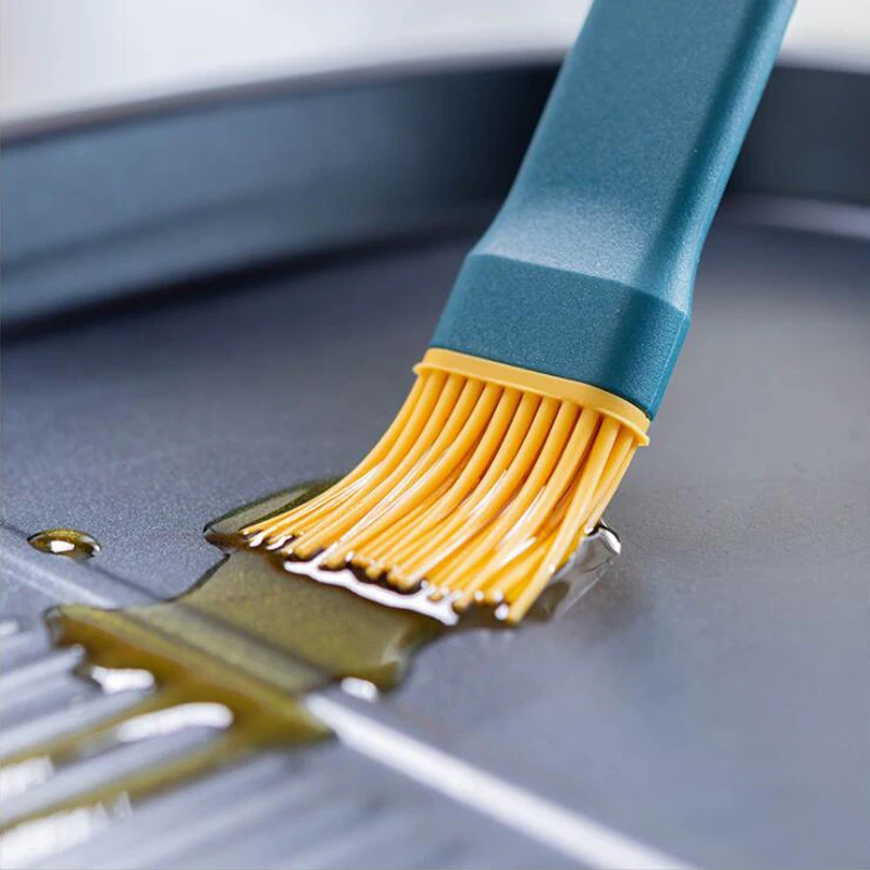 Household kitchen oil brush Barbecue BBQ seasoning dipping brush baking brush sauce brush heat resistant without hair loss
Household kitchen oil brush Barbecue BBQ seasoning dipping brush baking brush sauce brush heat resistant without hair loss