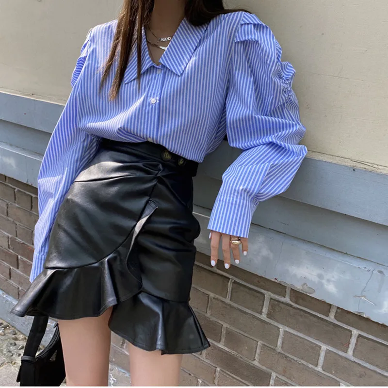 2021 New Summer Autumn Striped Shirt Women Puff Sleeve Casual Lapel Female Blouse TopsOL Style Women Loose Blouses Femme
2021 New Summer Autumn Striped Shirt Women Puff Sleeve Casual Lapel Female Blouse TopsOL Style Women Loose Blouses Femme