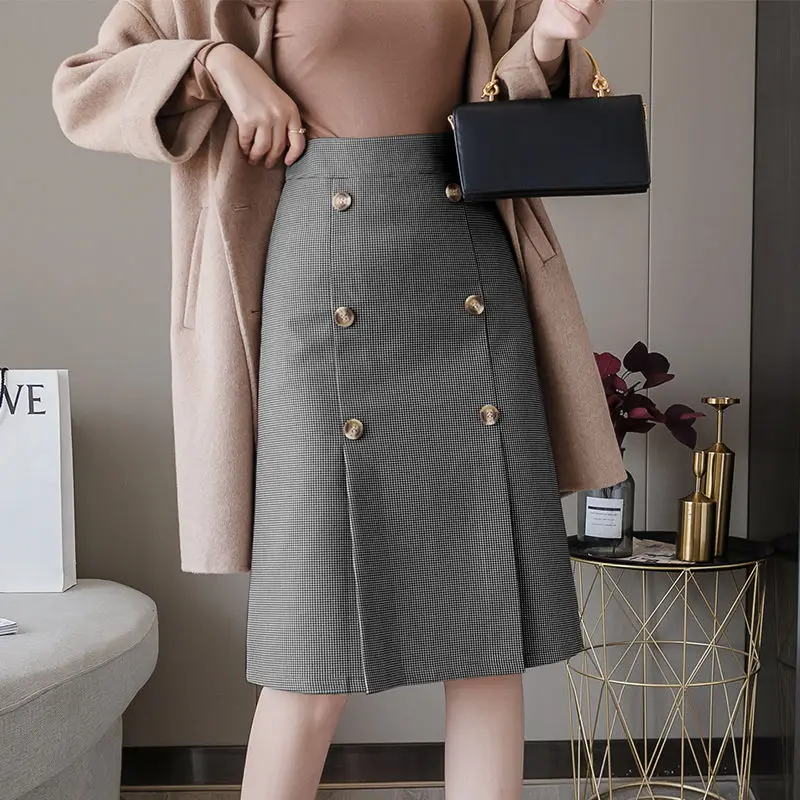 2020 New Summer Women Elegant Button High Waist Package Hip Skirts Office Lady Solid Casual Knee-Length Jupe Femme Skirts Z74
2020 New Summer Women Elegant Button High Waist Package Hip Skirts Office Lady Solid Casual Knee-Length Jupe Femme Skirts Z74
