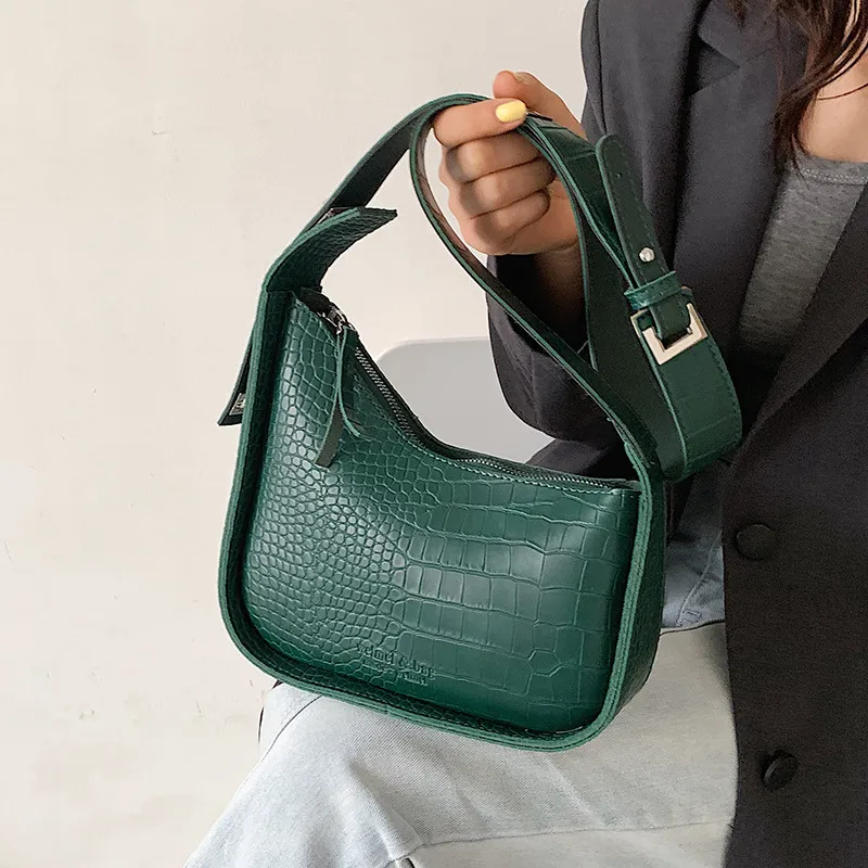 Elegant 2021 Summer Square Grid Design Soft High-quality PU Leather Women's Designer Handbag Vintage Shoulder Messenger Bag
Elegant 2021 Summer Square Grid Design Soft High-quality PU Leather Women's Designer Handbag Vintage Shoulder Messenger Bag