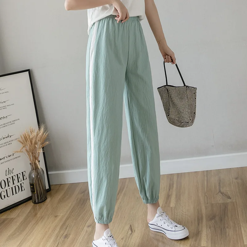 Women Cotton Pants Capris New Female Summer Loose Korean Casual Side Stripe Harem Pants Autumn Thin Pencil Ankle Length Trousers 
Women Cotton Pants Capris New Female Summer Loose Korean Casual Side Stripe Harem Pants Autumn Thin Pencil Ankle Length Trousers