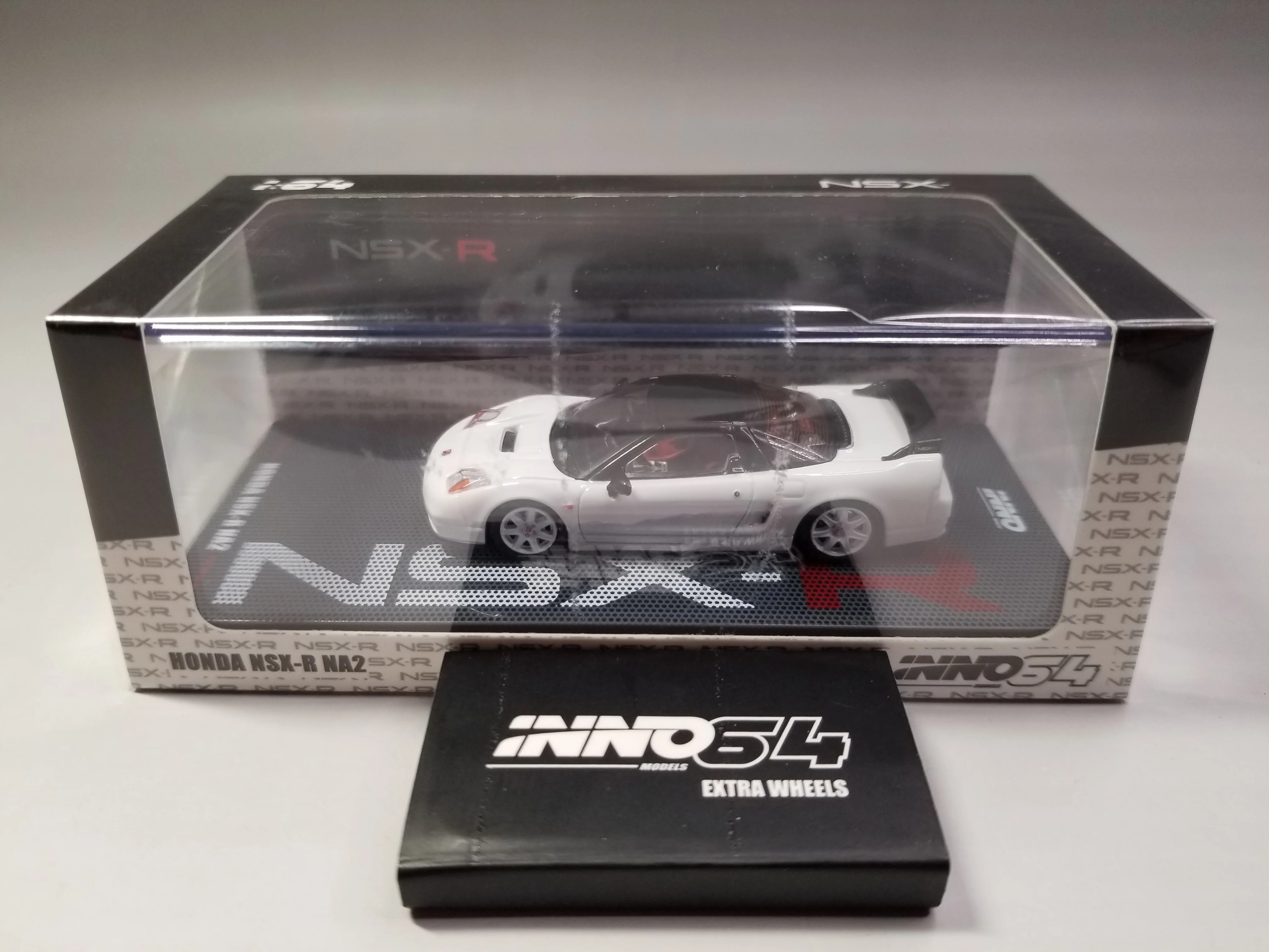Inno 1/64 Honda NSX-R NA2 IN64-NSX2-WHI Die Cast Model Car Collection Limited
Inno 1/64 Honda NSX-R NA2 IN64-NSX2-WHI Die Cast Model Car Collection Limited