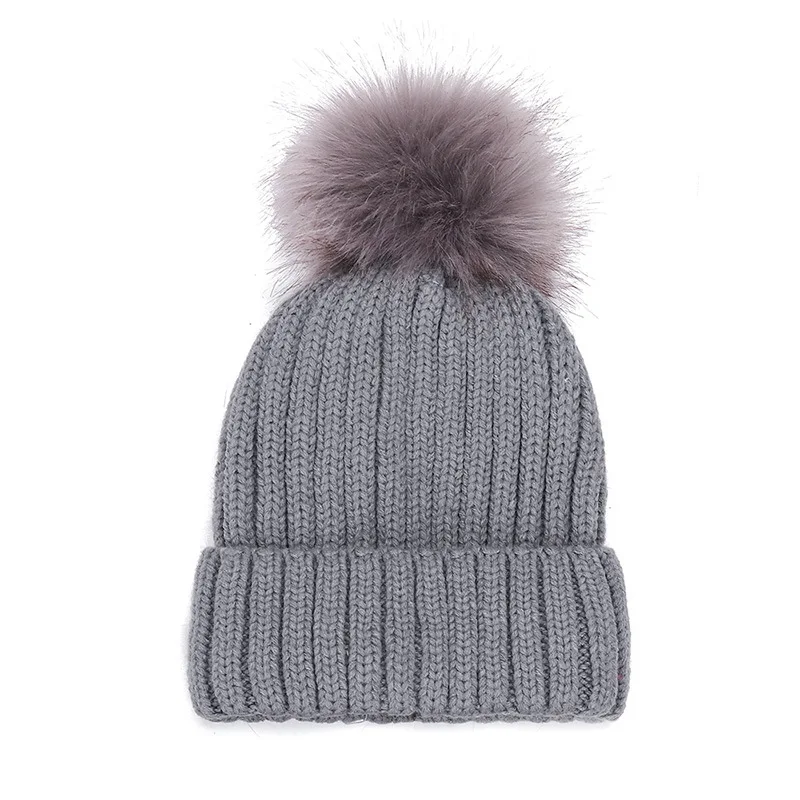 New Autumn Winter Knitted Hat Women's Korean Version Simple Fashionable Large Wool Ball Outdoor Plush Ear Protection Cap
New Autumn Winter Knitted Hat Women's Korean Version Simple Fashionable Large Wool Ball Outdoor Plush Ear Protection Cap