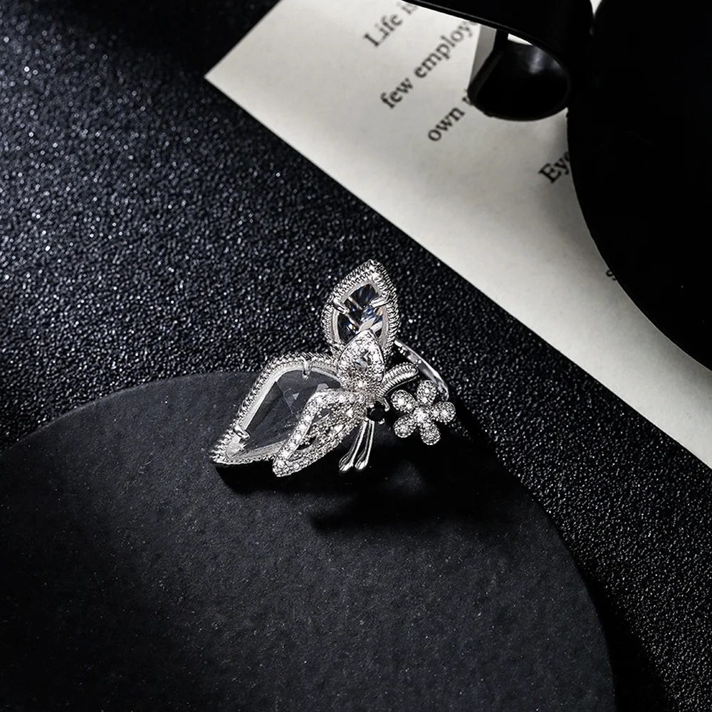 Ladies ring butterfly crystal index finger ring personality retro translucent ladies ins style translucent ring women
Ladies ring butterfly crystal index finger ring personality retro translucent ladies ins style translucent ring women
