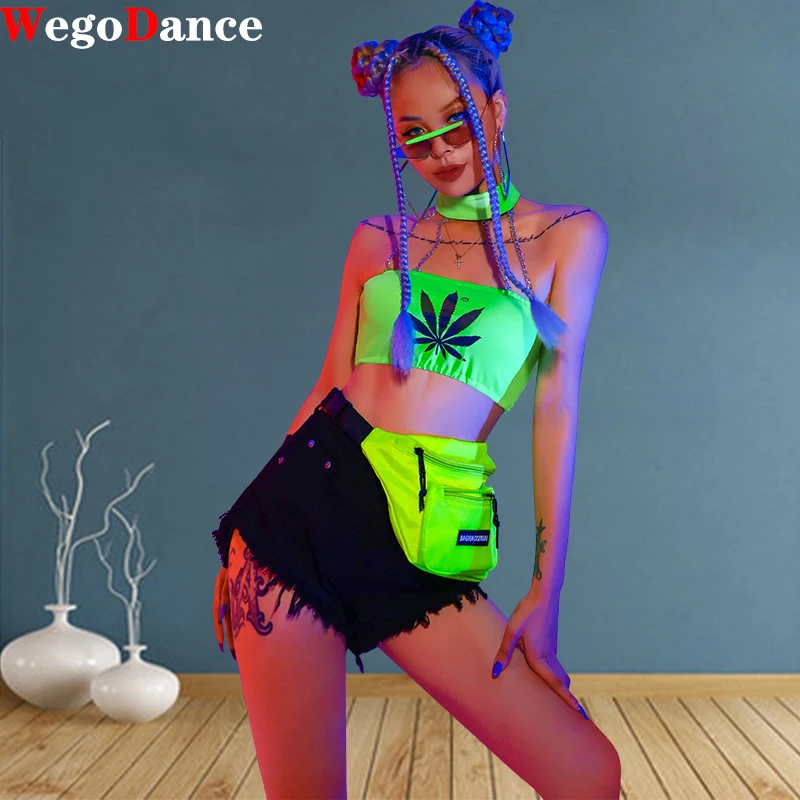 New Hip Hop Women Jazz Costume Sexy Nightclub Wear Fluorescent Green Tops Metal Chain Female Gogo Ds Dj Stage Dance Wear
New Hip Hop Women Jazz Costume Sexy Nightclub Wear Fluorescent Green Tops Metal Chain Female Gogo Ds Dj Stage Dance Wear