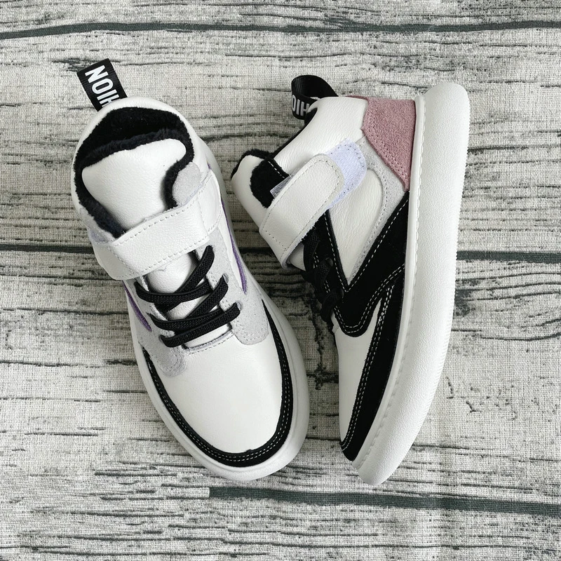 New Children Sneaker Genuine Leather Big Girl Running Shoes Soft Sole Boys Sports Shoes
New Children Sneaker Genuine Leather Big Girl Running Shoes Soft Sole Boys Sports Shoes
