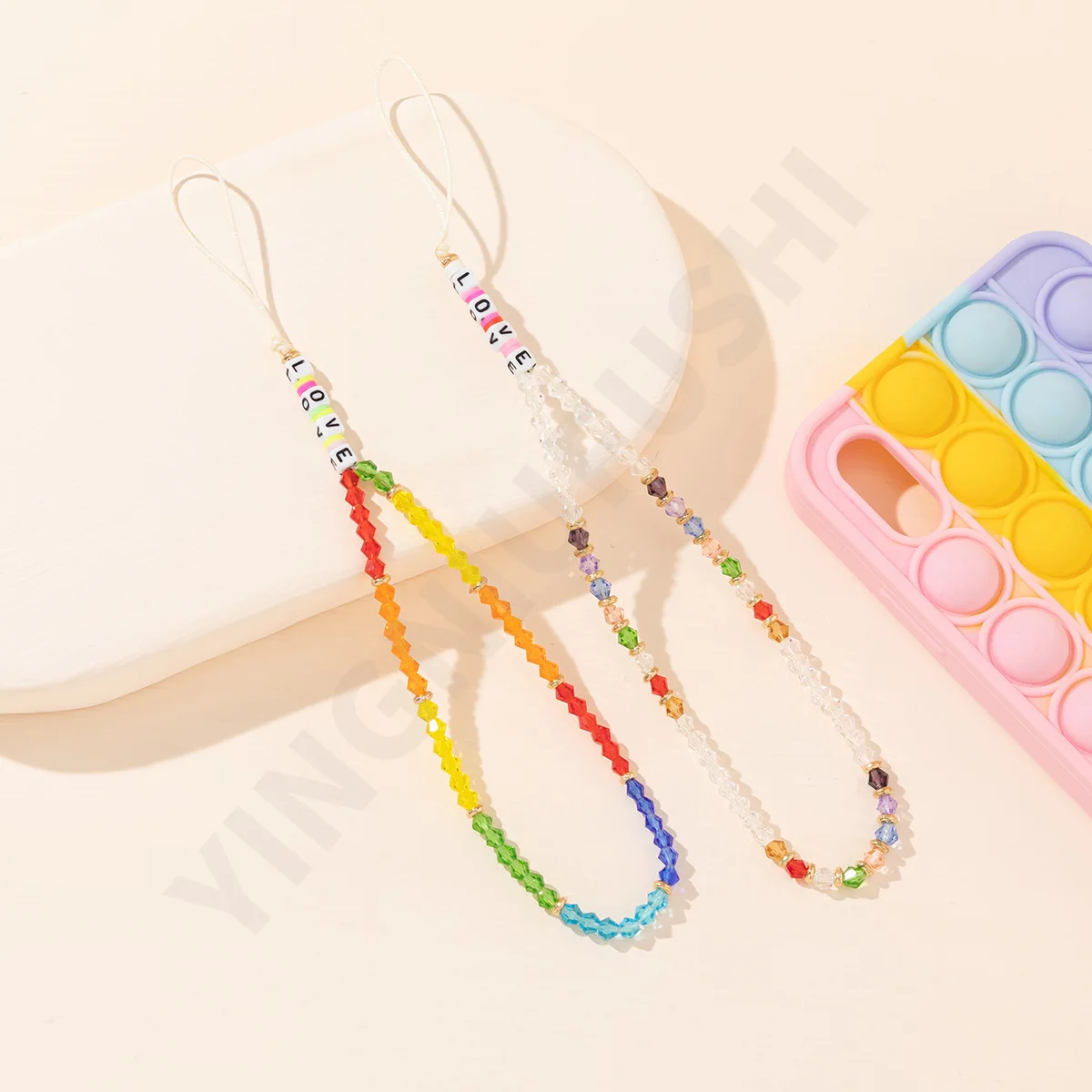 Simple And Bohemian Style Colorful Acrylic Crystal Mobile Phone Chain Women LOVE Letter Telephone Anti-Lost Lanyard Jewelry Gift
Simple And Bohemian Style Colorful Acrylic Crystal Mobile Phone Chain Women LOVE Letter Telephone Anti-Lost Lanyard Jewelry Gift