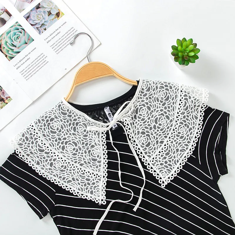 White Lace Fake Collar For Women Doll Collar Detachable Shirt Collar False Blouse Collar Neckwear Clothing Accessories 
White Lace Fake Collar For Women Doll Collar Detachable Shirt Collar False Blouse Collar Neckwear Clothing Accessories