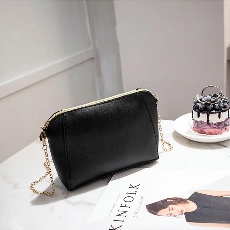 Women Shoulder Bag 2020 New Female Cute Cartoon Small Flap Crossbody Bag Makeup Pocket Handbags Fashion PU Messenger Bag Purses
Women Shoulder Bag 2020 New Female Cute Cartoon Small Flap Crossbody Bag Makeup Pocket Handbags Fashion PU Messenger Bag Purses