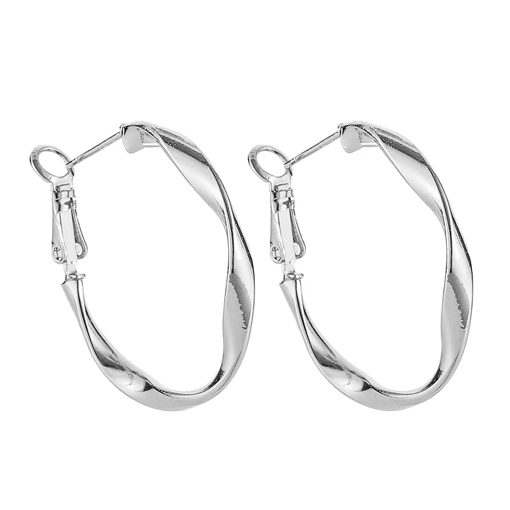 Simple C Shape Gold Silver Color Hoop Earrings 2021 Trend Korean Twist Line Circle Round Earrings Summer Jewelry Wholesale EH064
Simple C Shape Gold Silver Color Hoop Earrings 2021 Trend Korean Twist Line Circle Round Earrings Summer Jewelry Wholesale EH064