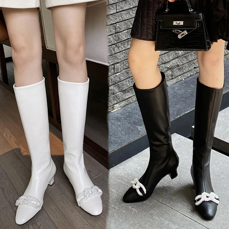 2021 New Sexy Women Leather Knee Modern Boots Wedding Pointed Toe Female Heeled Boot Fashion Ladies Black Shoes
2021 New Sexy Women Leather Knee Modern Boots Wedding Pointed Toe Female Heeled Boot Fashion Ladies Black Shoes