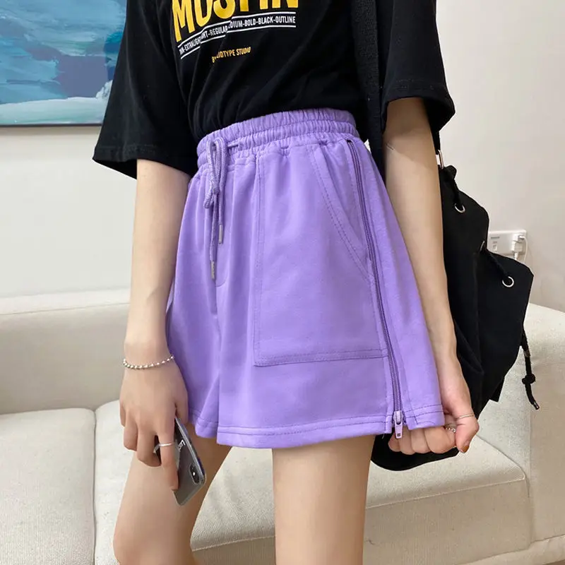 2020 summer new Korean high waist slim loose zipper wide leg casual pants
2020 summer new Korean high waist slim loose zipper wide leg casual pants