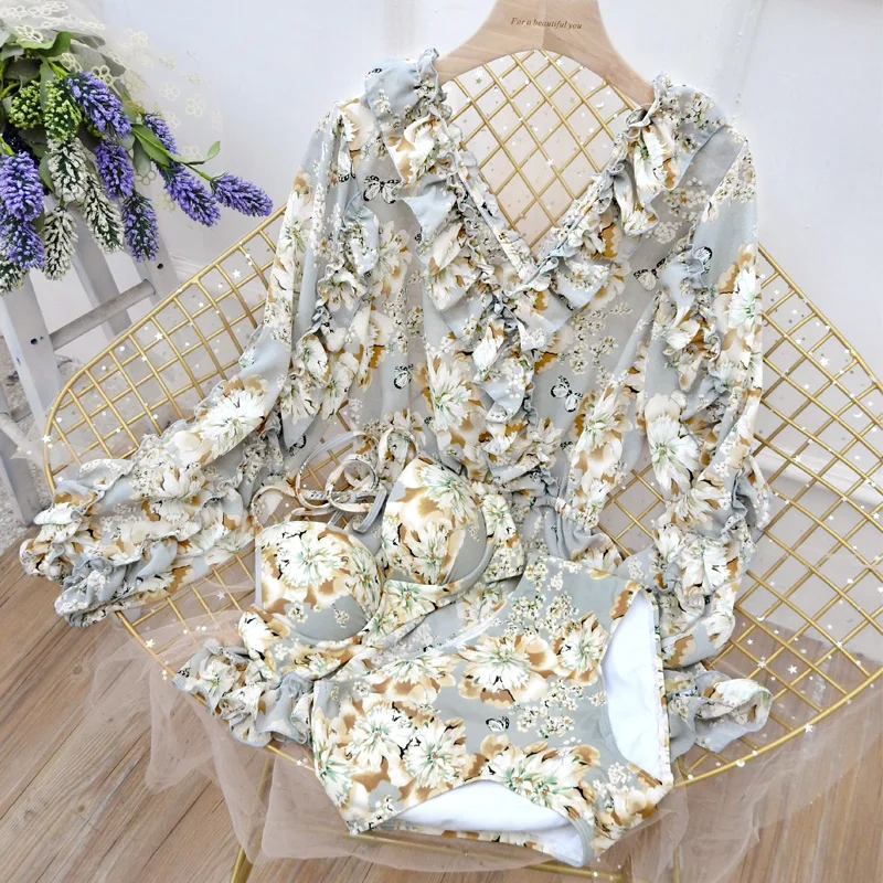 3 Pieces Bikini Long Sleeve Beach Dress Floral Swimsuit Bathing Suit Women Steel Pad High Waist
3 Pieces Bikini Long Sleeve Beach Dress Floral Swimsuit Bathing Suit Women Steel Pad High Waist