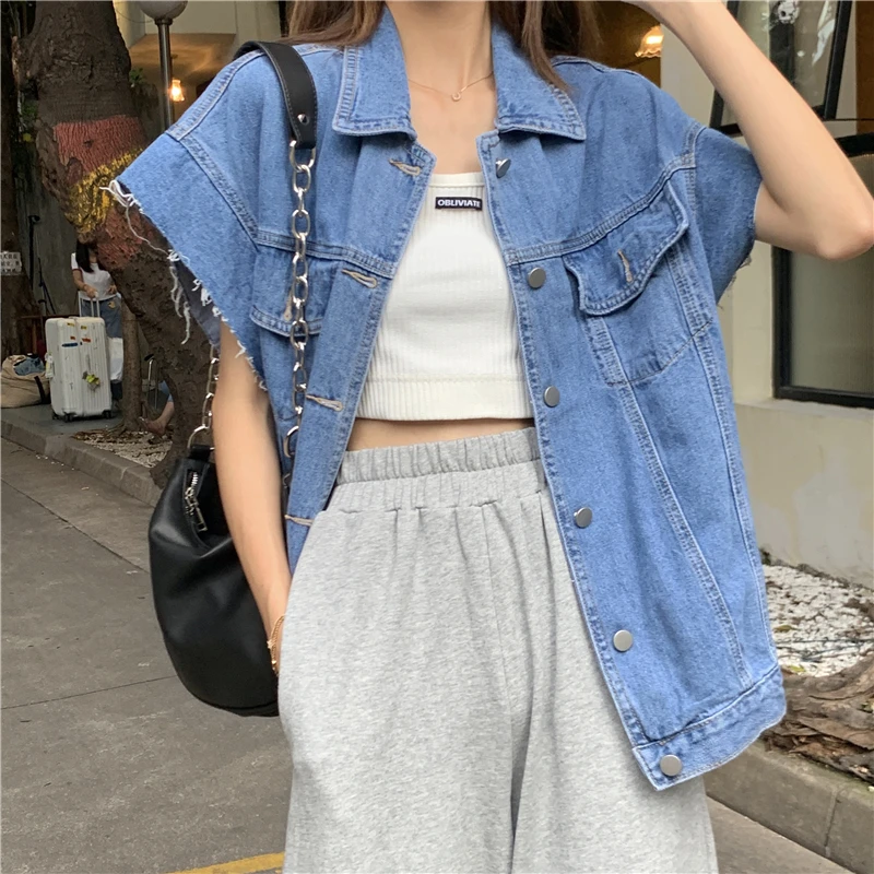 Spring Autumn Jeans Waistcoat Loose Vest Women Fashion Streetwear Sleeveless Outwear Tops Summer Thin Denim Jacket Vests Coat
Spring Autumn Jeans Waistcoat Loose Vest Women Fashion Streetwear Sleeveless Outwear Tops Summer Thin Denim Jacket Vests Coat