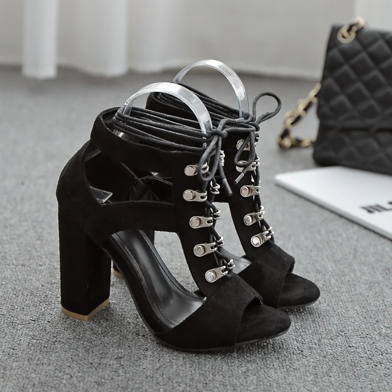 New 2020 spring fish beak Roman snake sandals Korean version shallow mouth 10cm fish beak thick heel thick bottom
New 2020 spring fish beak Roman snake sandals Korean version shallow mouth 10cm fish beak thick heel thick bottom