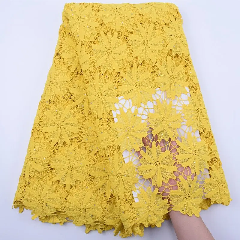 Latest Pure White African Guipure Cord Lace Fabric 2020 High Quality Lace French Nigerian Lace Fabrics For Wedding Dress S1831
Latest Pure White African Guipure Cord Lace Fabric 2020 High Quality Lace French Nigerian Lace Fabrics For Wedding Dress S1831