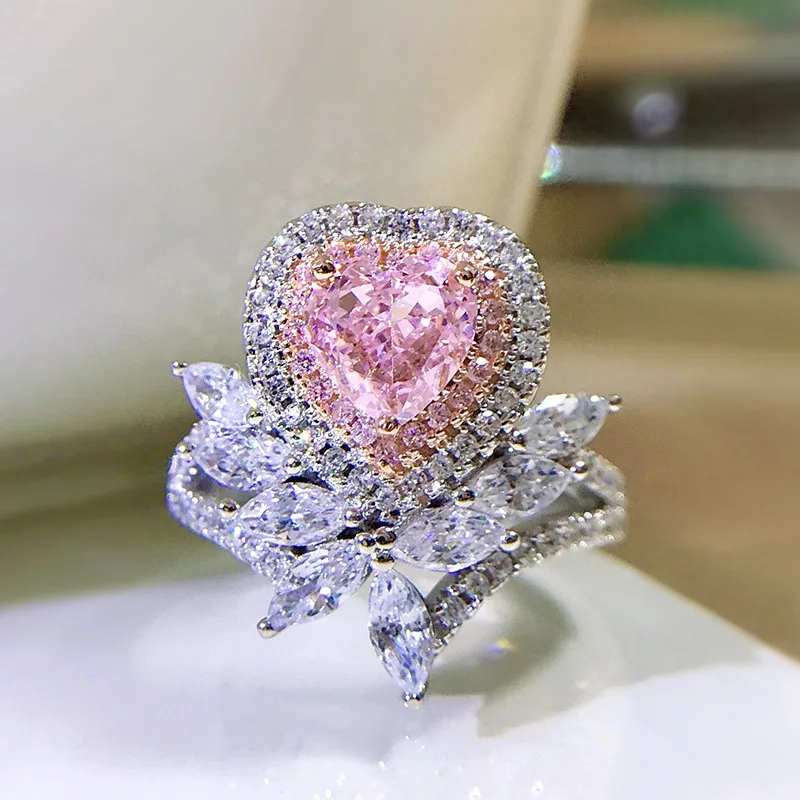 100% 925 Sterling Silver 1 Carat Pink Heart Created Moissanite Diamond Flower Rings For Women Sparkling Wedding Fine Jewelry
100% 925 Sterling Silver 1 Carat Pink Heart Created Moissanite Diamond Flower Rings For Women Sparkling Wedding Fine Jewelry
